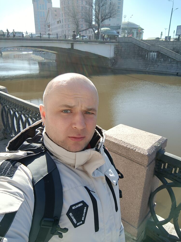  37978166  , 36 ,    
