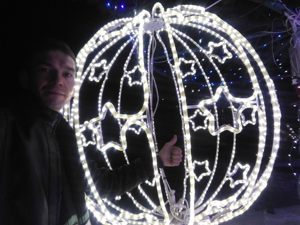  ,   Vitalik, 34 ,   