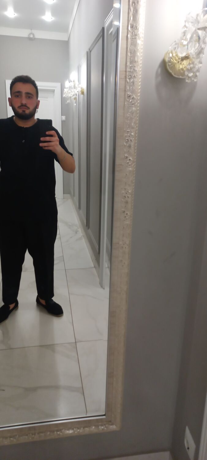  49808166  , 23 ,    --