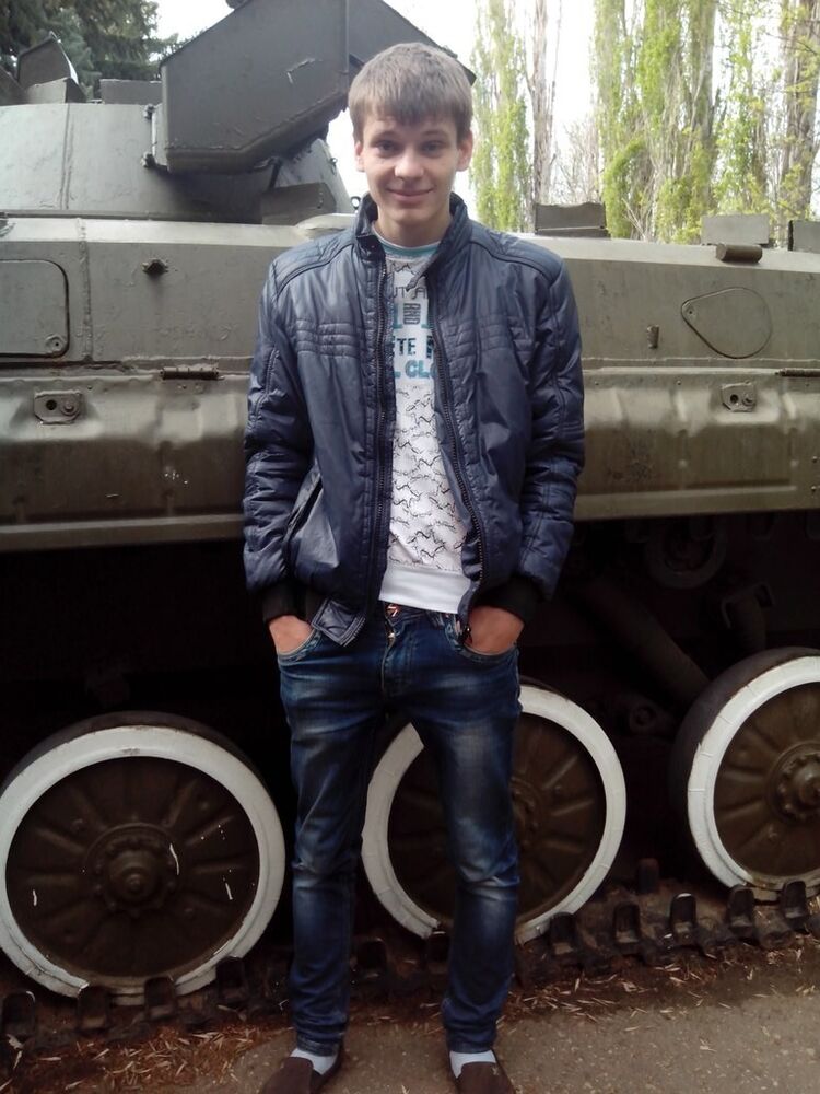  ,   Anton, 31 ,   ,   , c 
