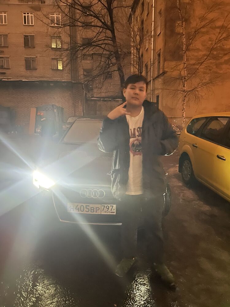  33418066  , 21 ,    