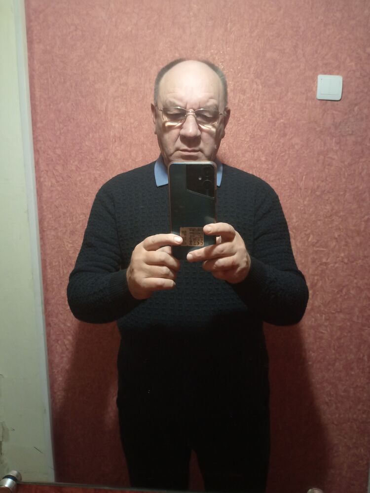  48330206  , 56 ,    