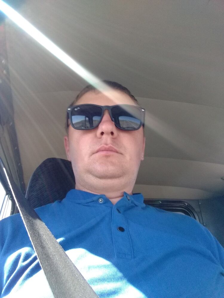  17886226  Vladimir, 37 ,    
