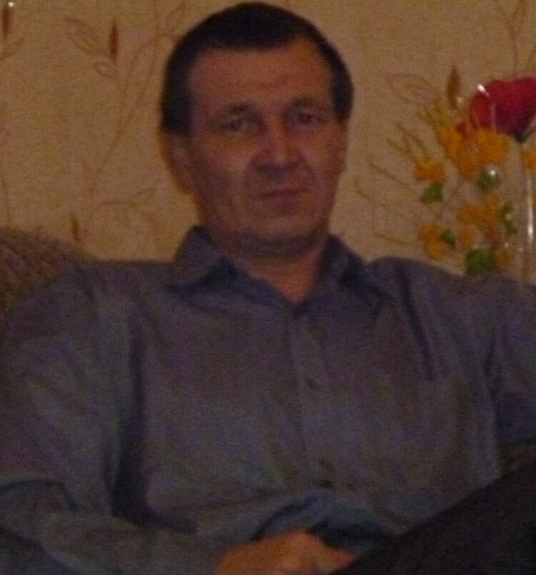  ,   Evgenij, 49 ,   ,   , c 