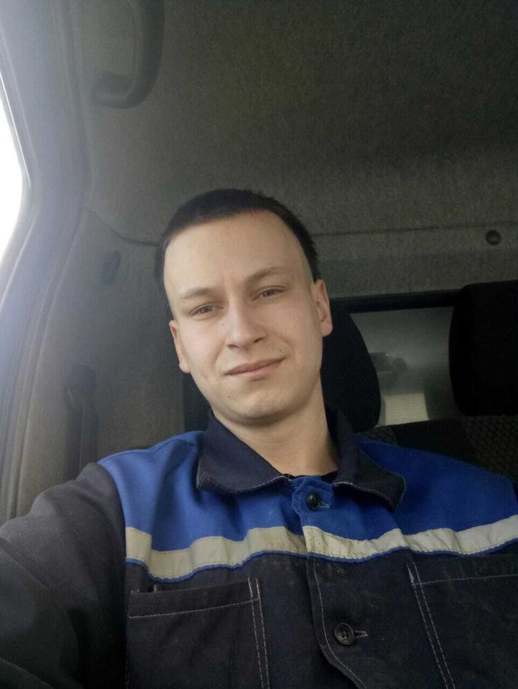  25670686  , 33 ,    