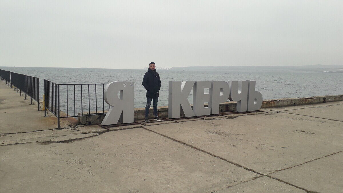  20982316  Navik, 30 ,    