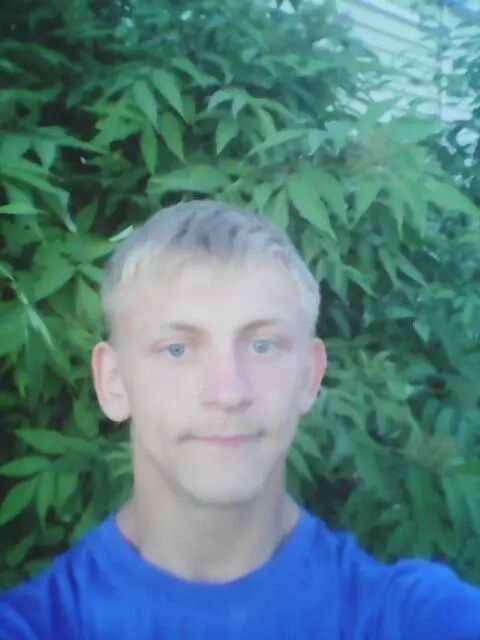  49610526  Anatoly, 34 ,    