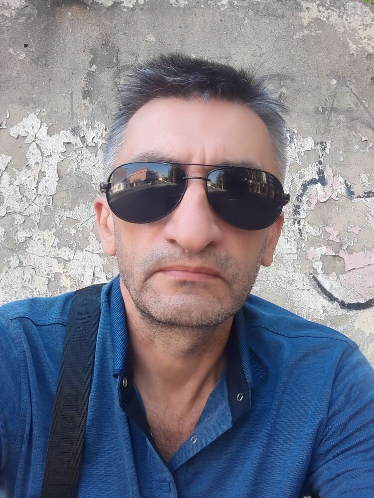  41039766  , 52 ,    