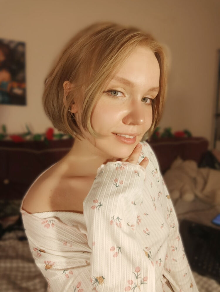  51996466  AnnA, 25 ,    