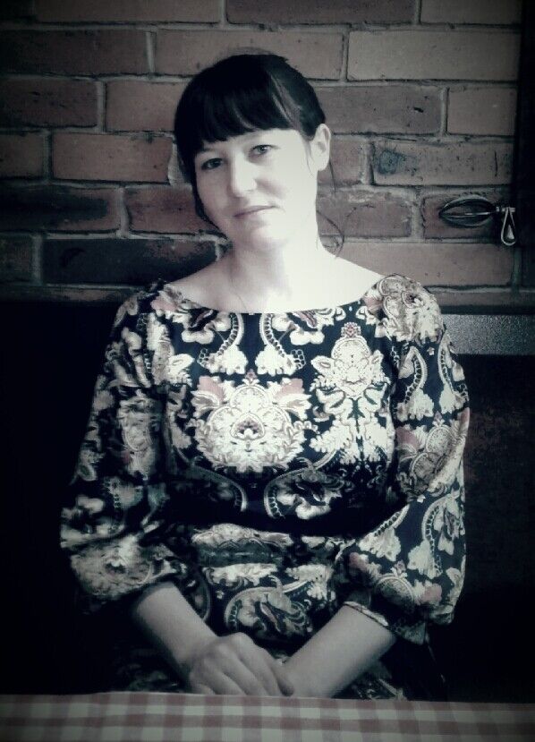  9364076  Irina, 40 ,    