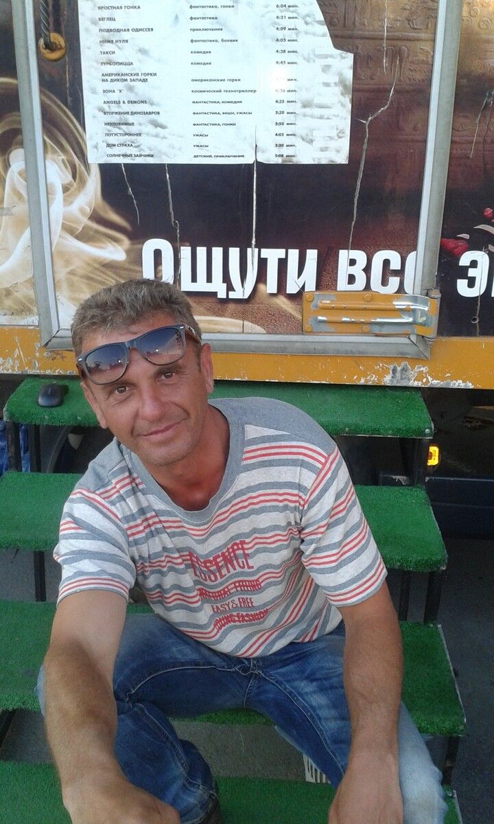  11515006  Aserte76, 49 ,    