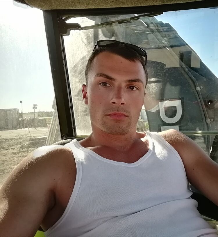  ,   Roman, 32 ,   ,   