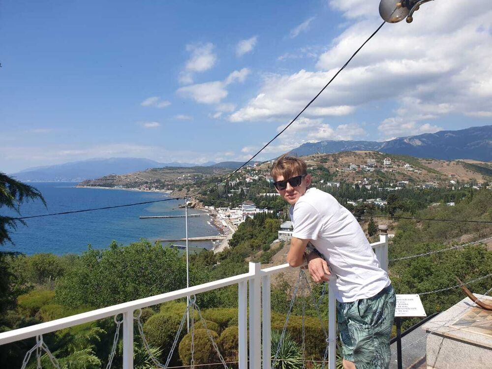  -,   Andrej, 35 ,   
