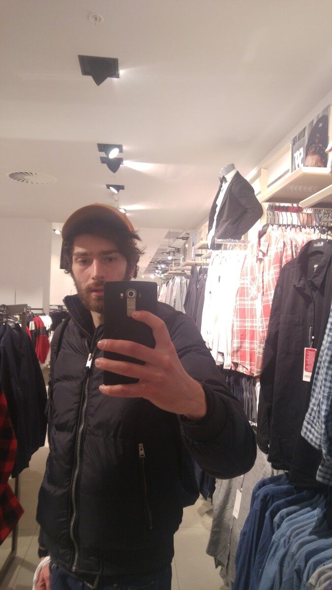  ,   Ika, 30 ,  