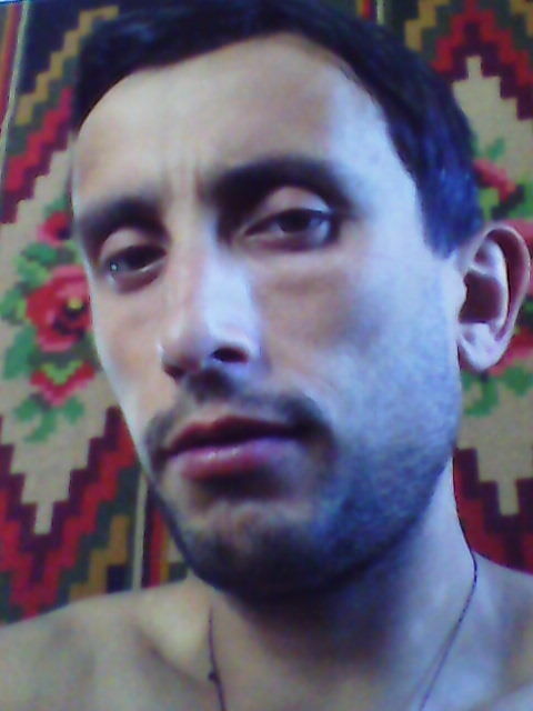  10499176  Sergiu, 38 ,    