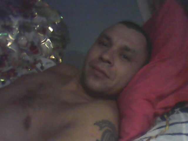  4184786  Denis, 43 ,    