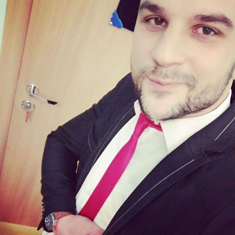  27622976  Vitalij, 34 ,    