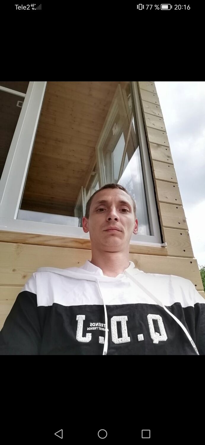  43368606  Denis, 37 ,    