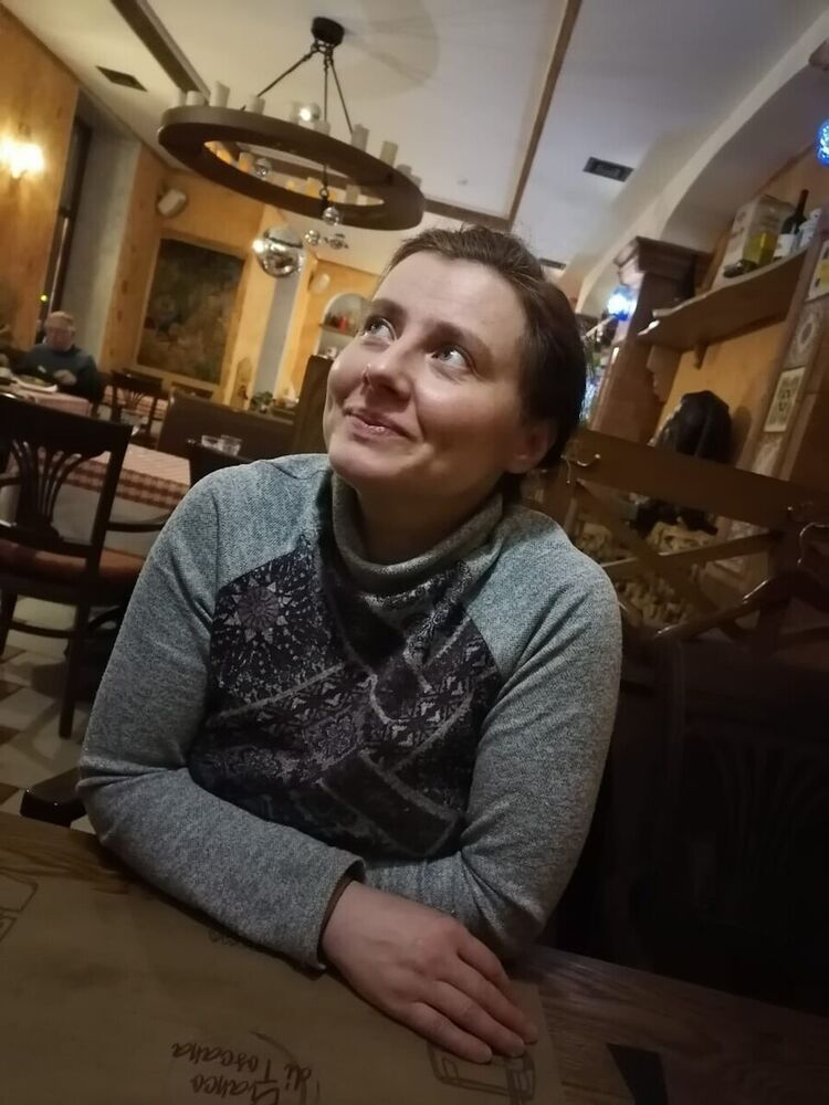  -,   , 48 ,  