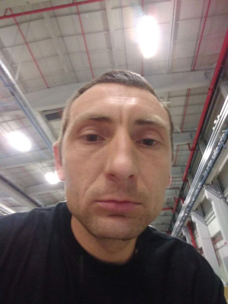  20163586  Sergiu, 38 ,    