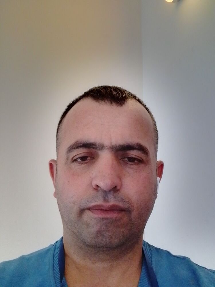  42663966  Makhmadsafo, 39 ,    -