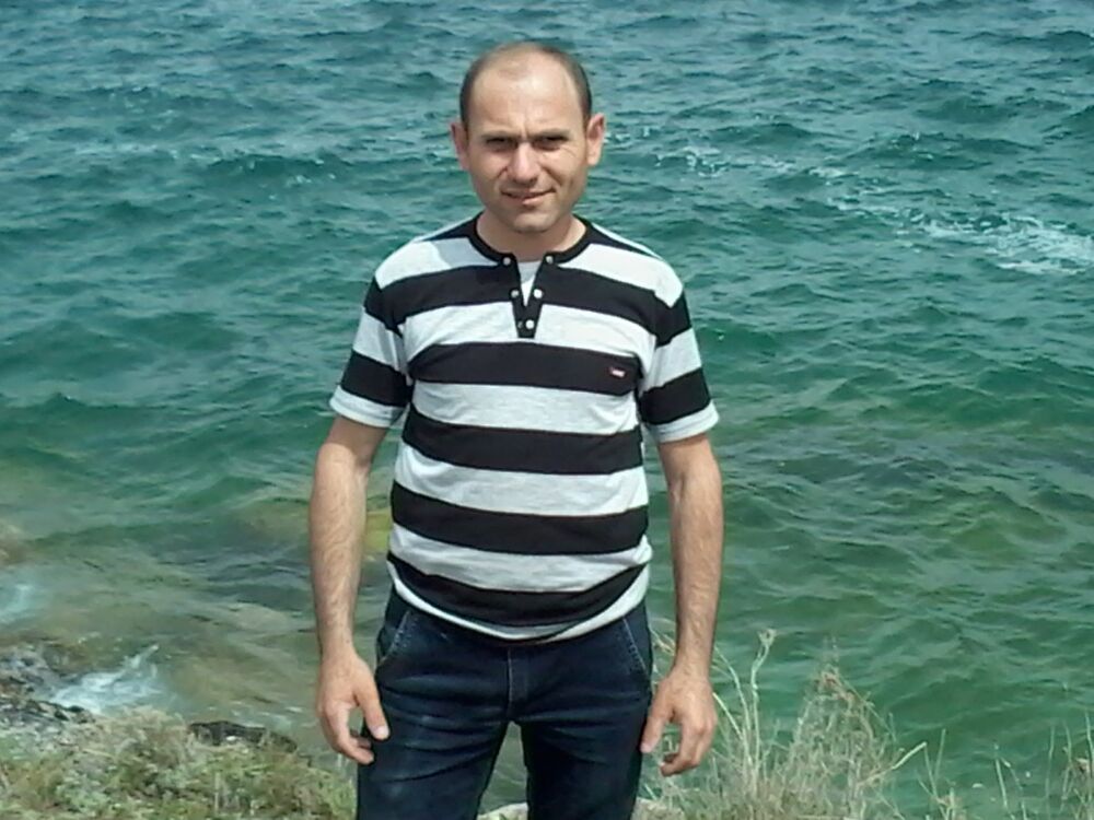  ,   Garik, 37 ,   ,   , c 