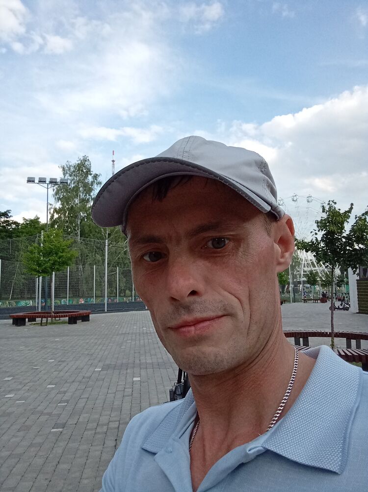  30505896  , 42 ,    