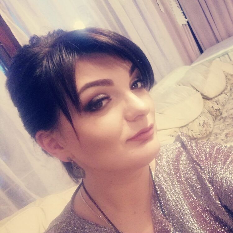  ,   Julia, 34 ,   ,   , c 