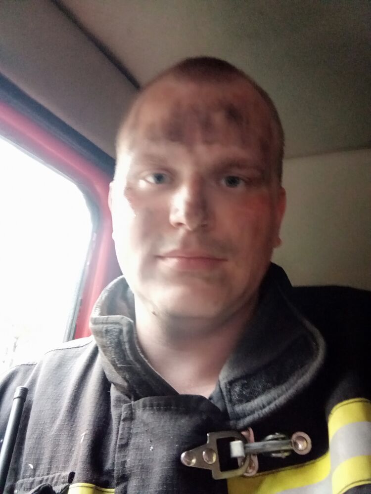  27811266  , 30 ,    
