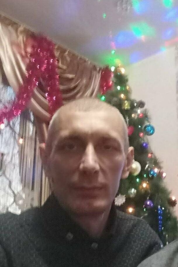 34834366  IURII, 61 ,     