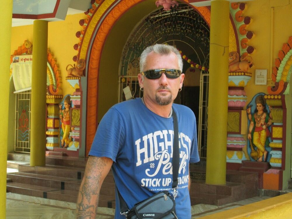  -,   , 52 ,     , c 