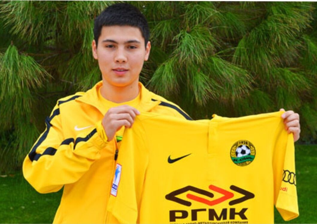  4072766  Nurik, 37 ,    