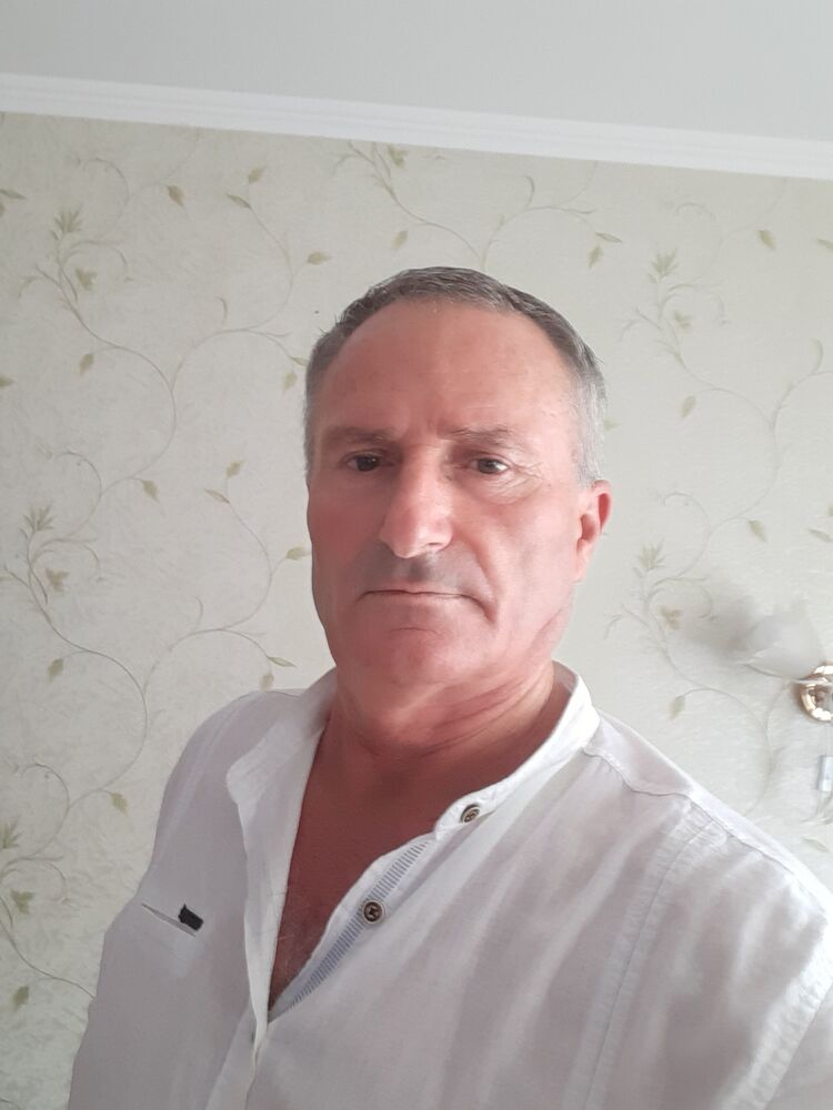  38026276  , 62 ,    