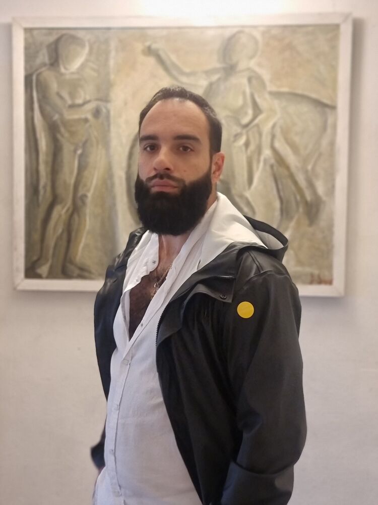  ,   Artur, 35 ,   ,   , c , 