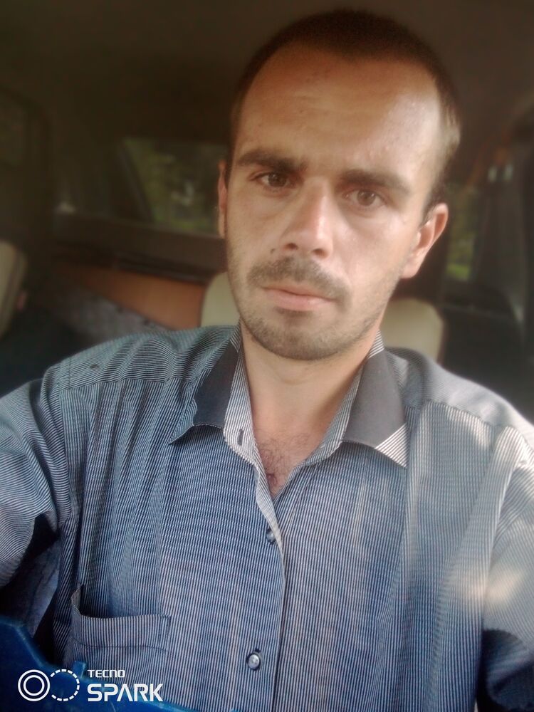  36578786  Zhorik, 28 ,    
