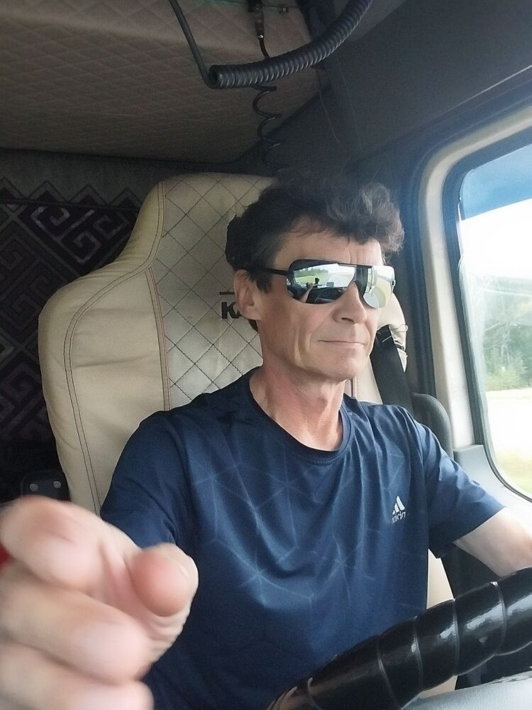  47322126  , 52 ,    