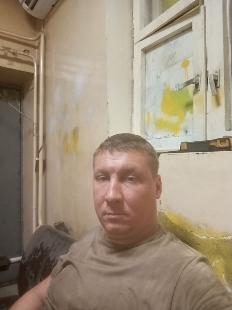  45086726  Artem, 39 ,    