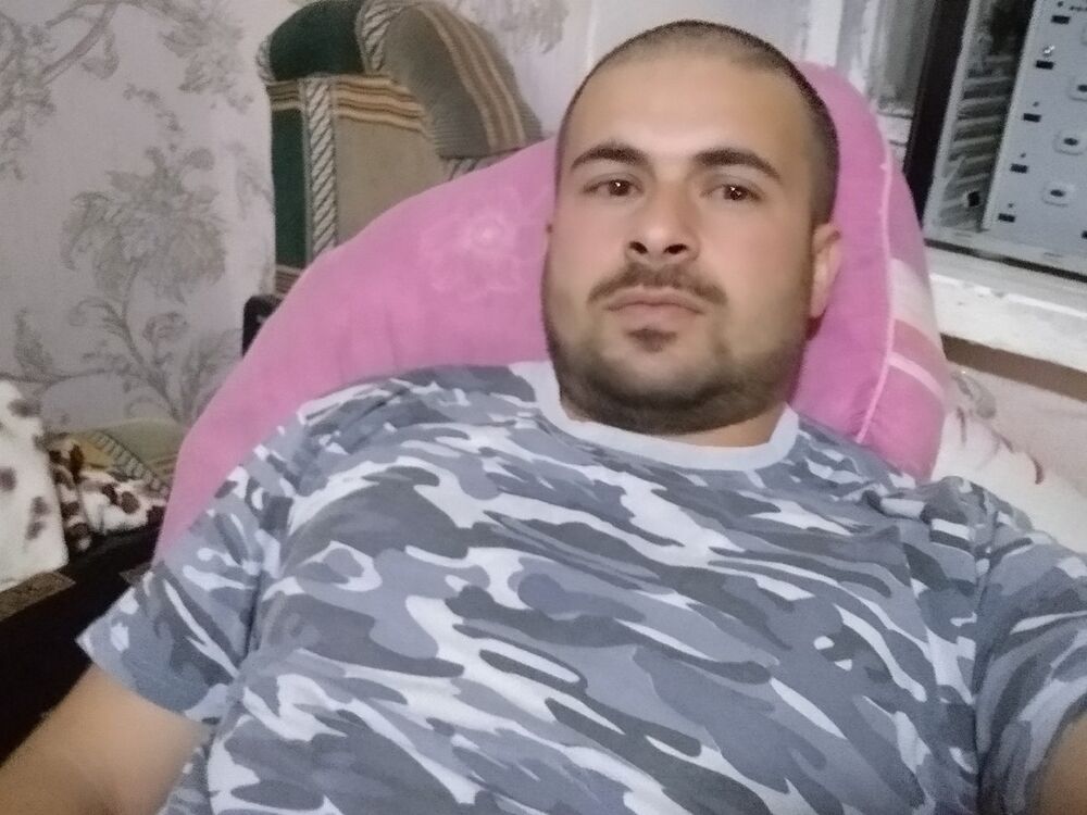  19034226  Zveri, 25 ,    