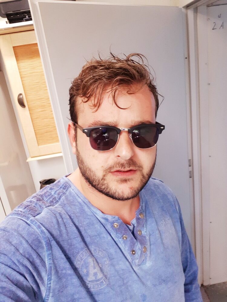  ,   Levan, 33 ,   ,   , c 