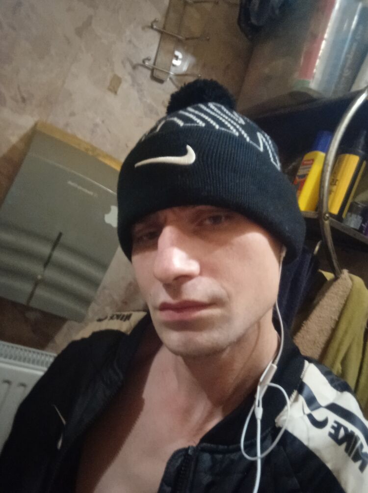  48864426  , 31 ,    -