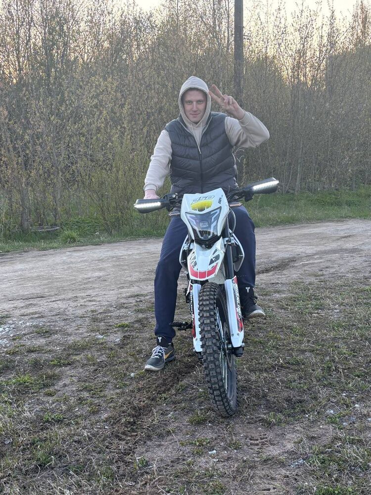  -,   , 24 ,   ,   
