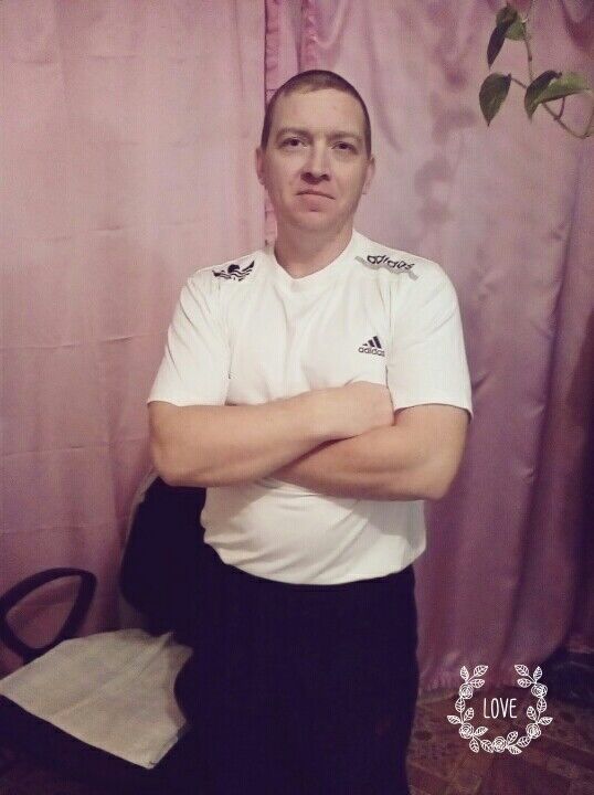  -,   Vlad, 49 ,   