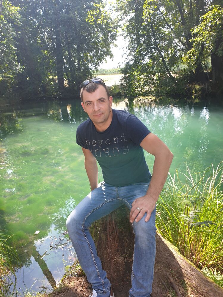  ,   , 40 ,   ,   