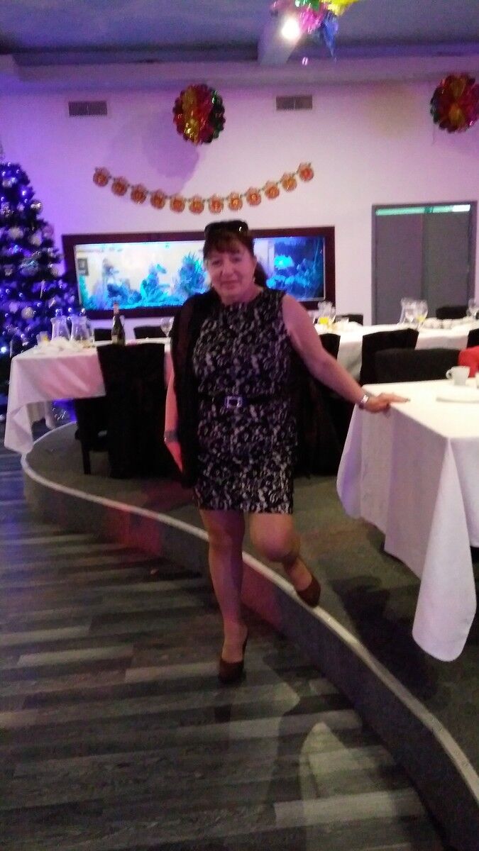  10434806  Karalinn, 66 ,    