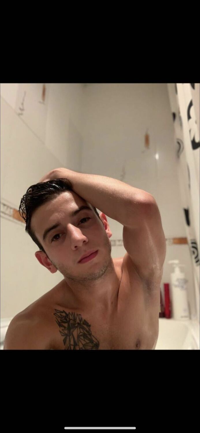 ���� 28212946 ������� Emil, 26 ���, ���� ���������� � ������