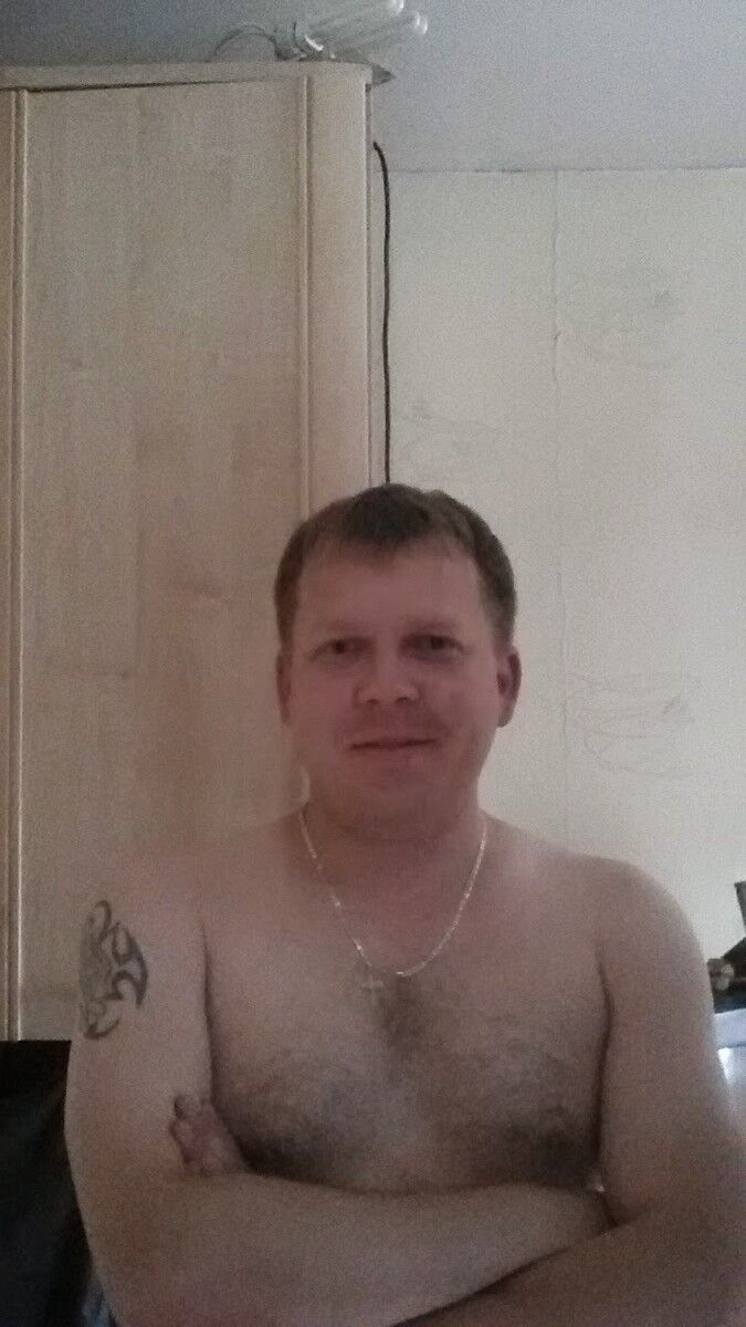  ,   Aleksandr, 42 ,   ,   , c 