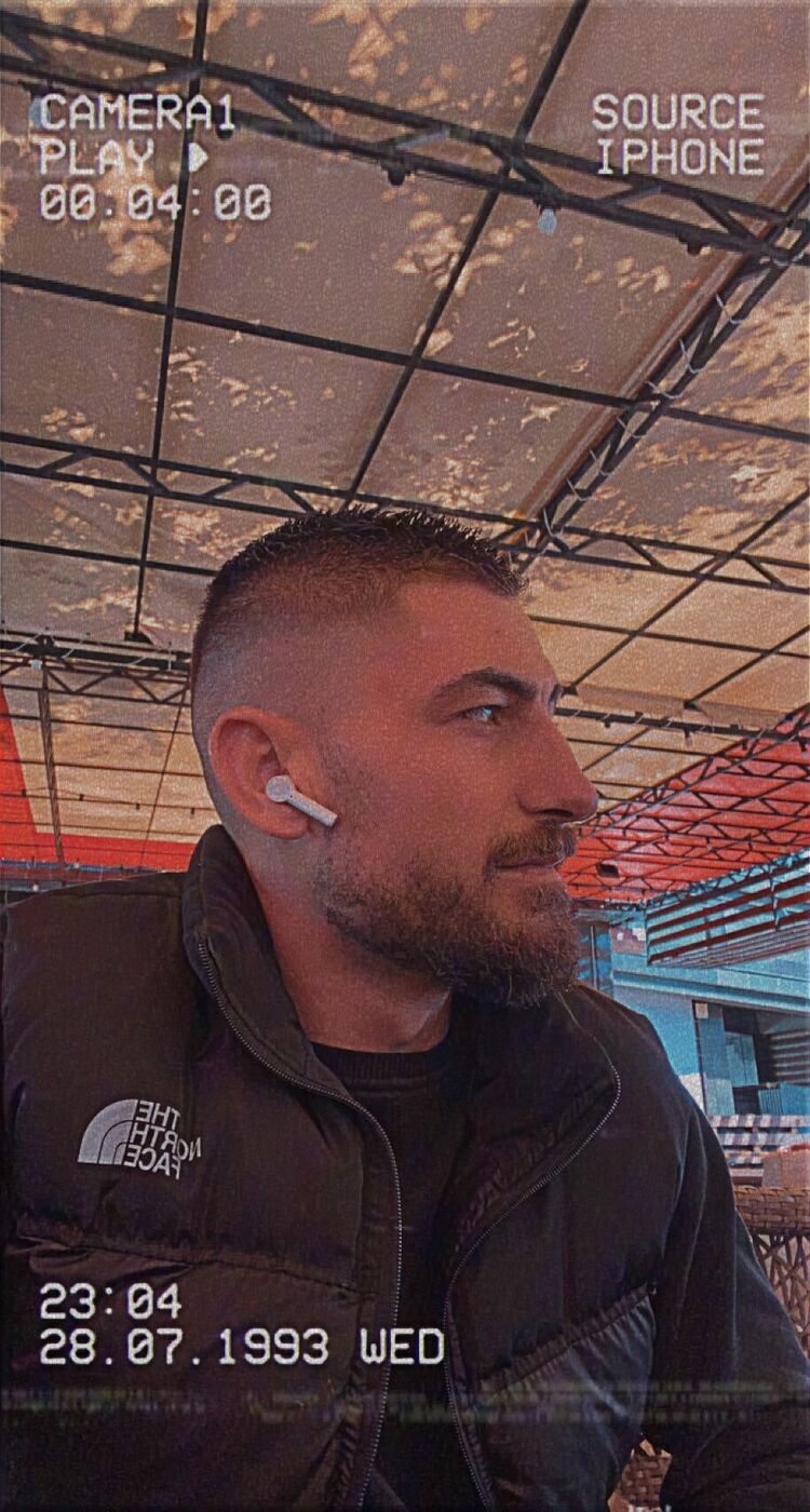  ,   Jeton, 28 ,   ,   