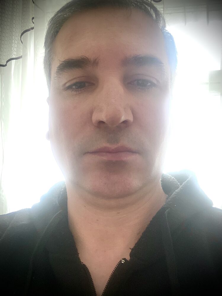  ,   Serge, 40 ,   ,   , c 