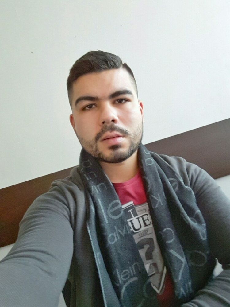  -,   , 33 ,     , c 