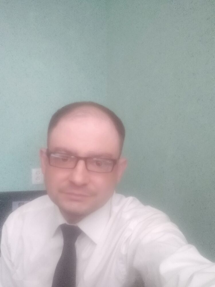  ,   Pavel, 38 ,   ,   